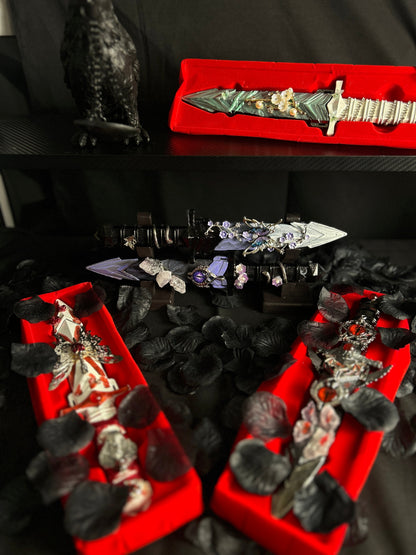 BlackThorne Handmade Daggers